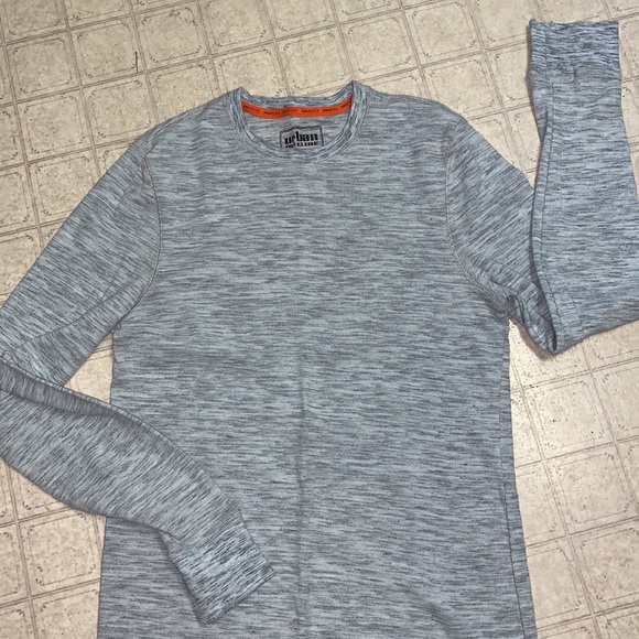 Men’s lightweight long sleeve pullover not worn - Picture 7 of 8